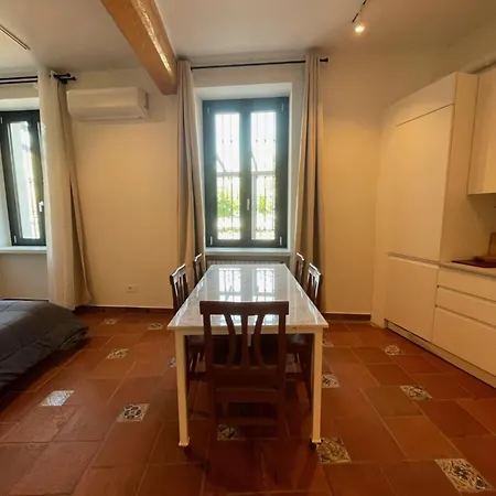 Liberty Sui Navigli Dom wakacyjny Corsico